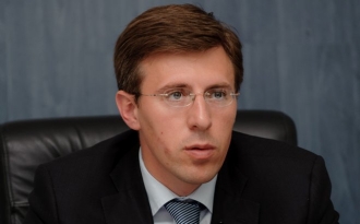 Liberalii vor să concentreze toată puterea decizională din capitală în mâinele lui Dorin Chirtoacă