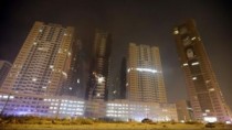 Incendiu de proporții în zgârie-nori din Emiratele Arabe Unite